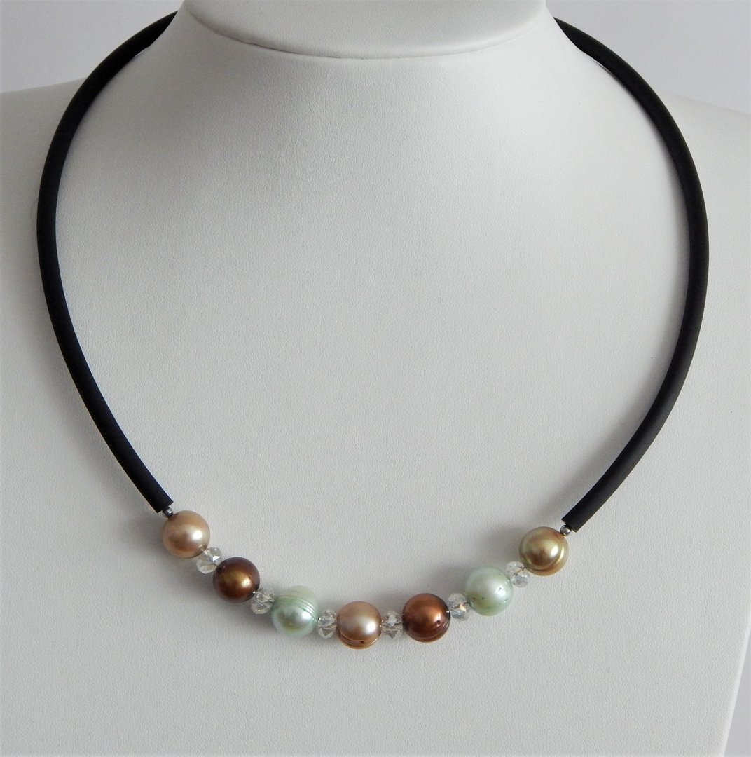 Perlenkette multicolor ca. 9,5mm AAA und Kristalle