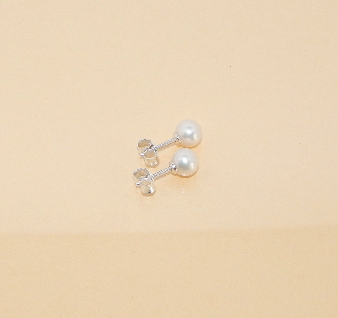 Perlenohrstecker weiß ca. 6mm AAA rund