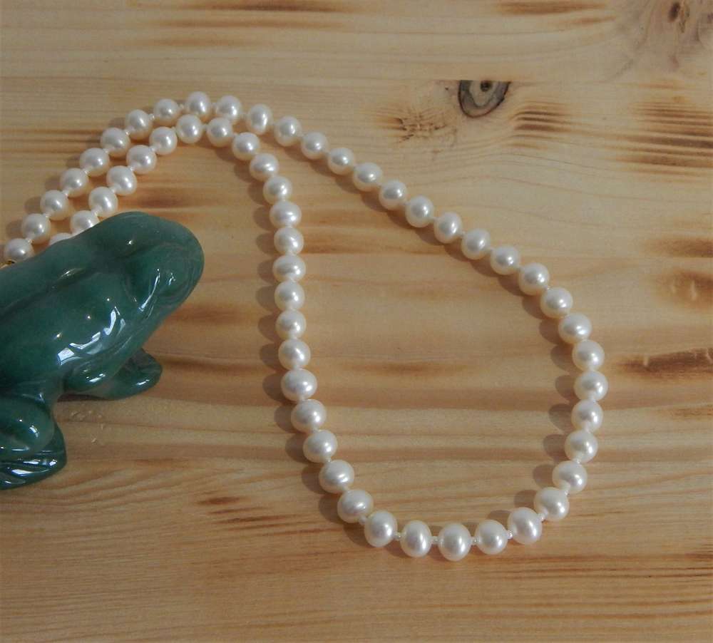 Perlenkette weiß ca. 6,5mm AA+ semi-rund 