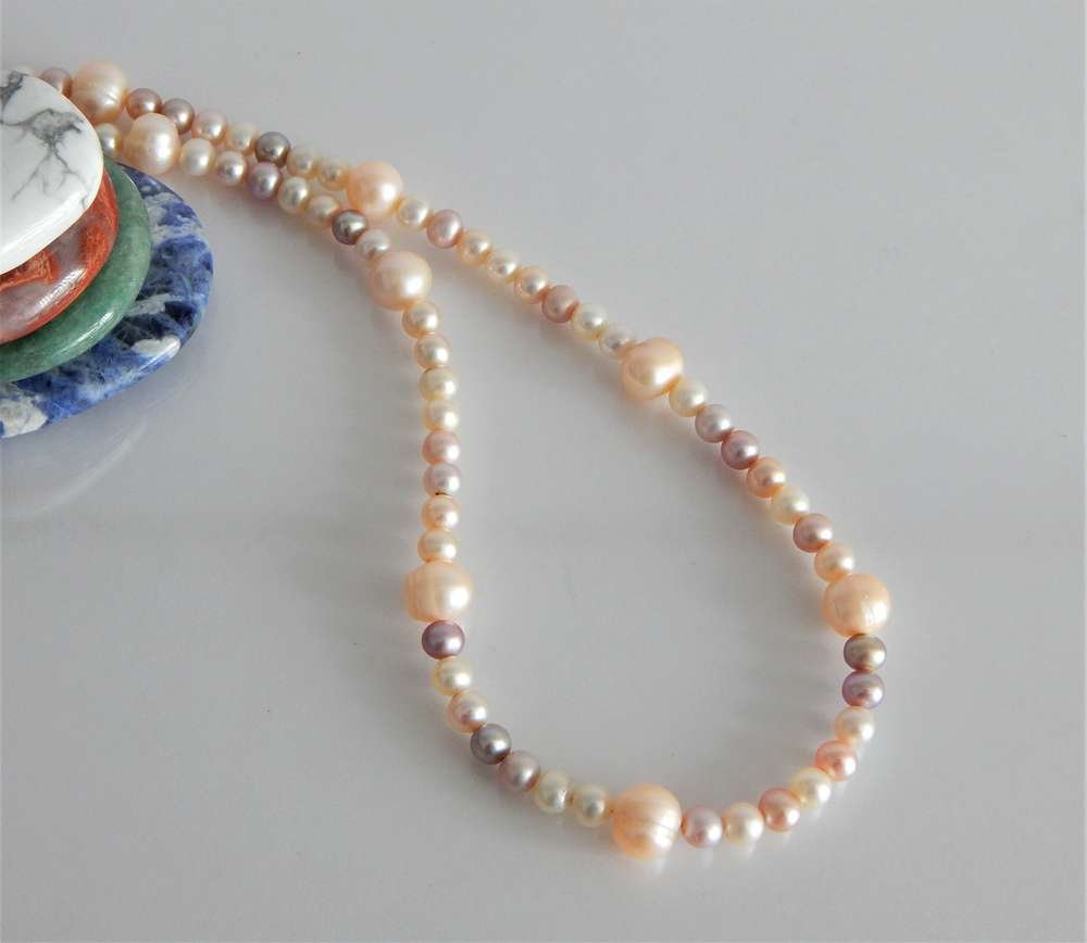 Perlenkette multicolor ca. 6-8mm A semi-rund