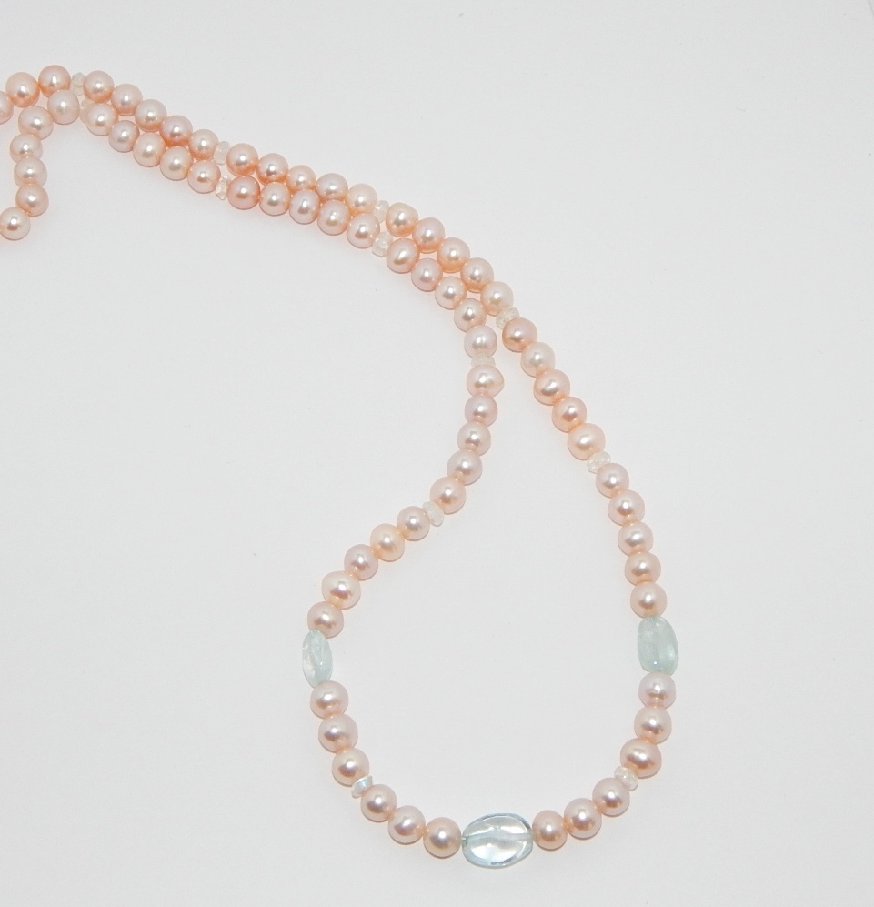 Perlenkette rose  ca. 6mm mit Edelsteine AA