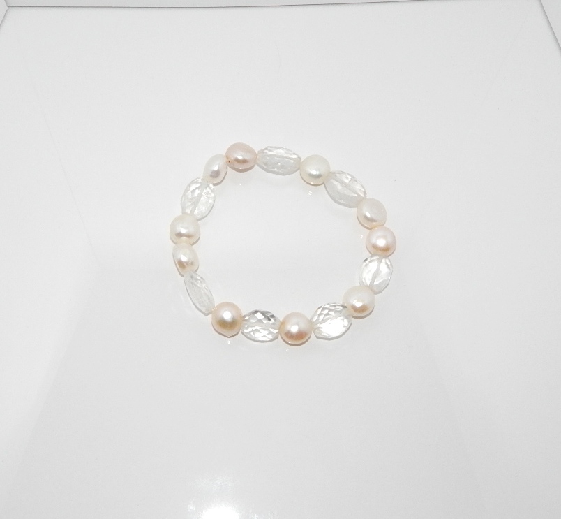 Perlenarmband weiß ca. 11mm AA mit Bergkristall