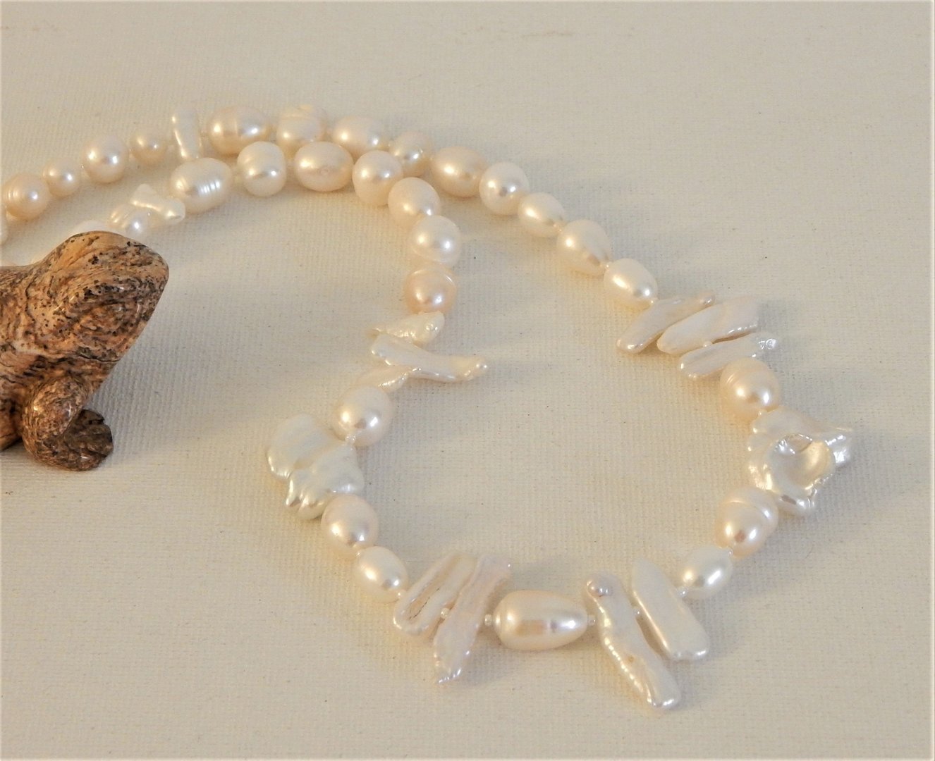 Perlenkette weiß verschiedene Formen ca. 7-10mm AA