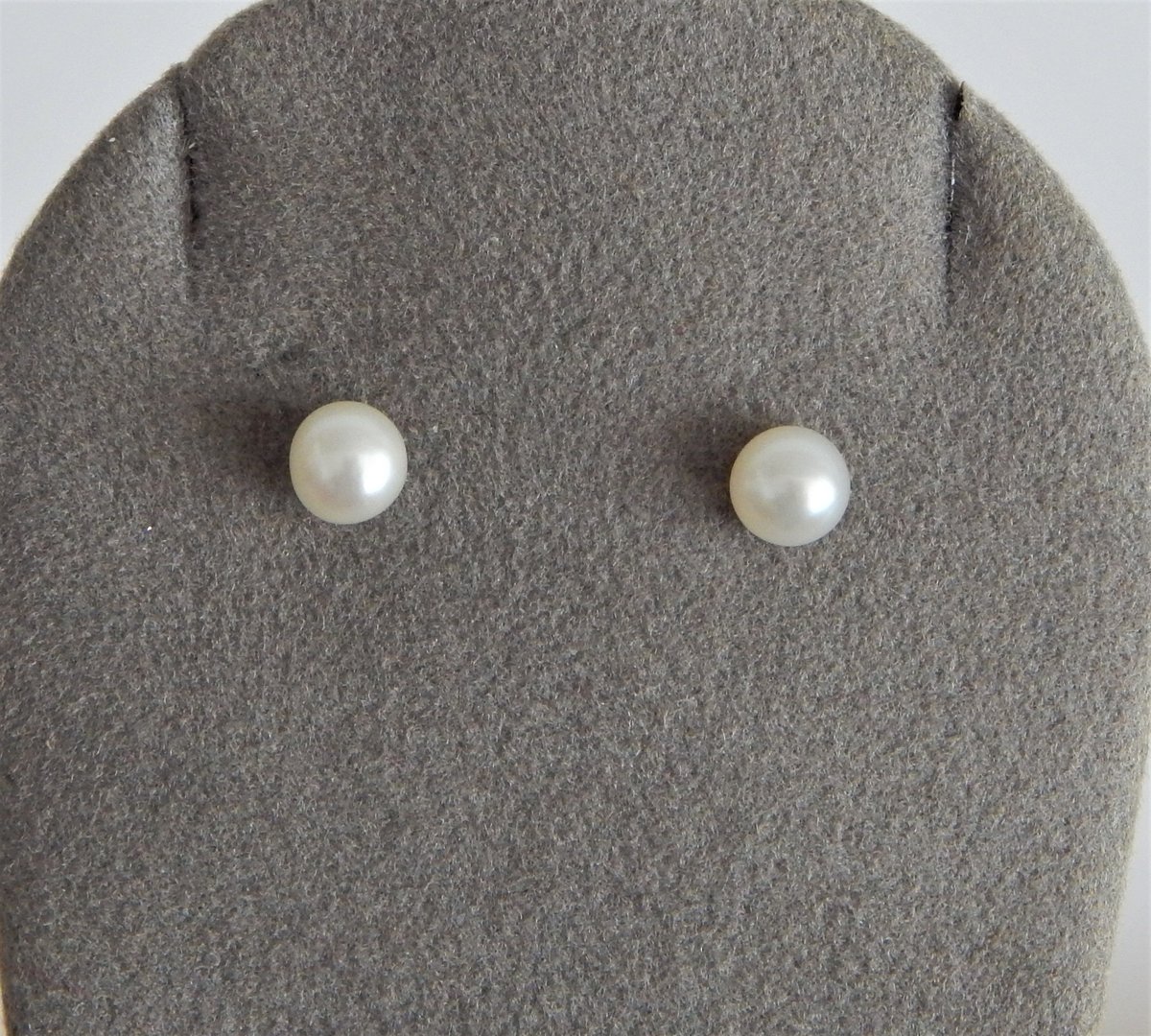 Perlenohrstecker weiß ca. 4mm AAA bouton 