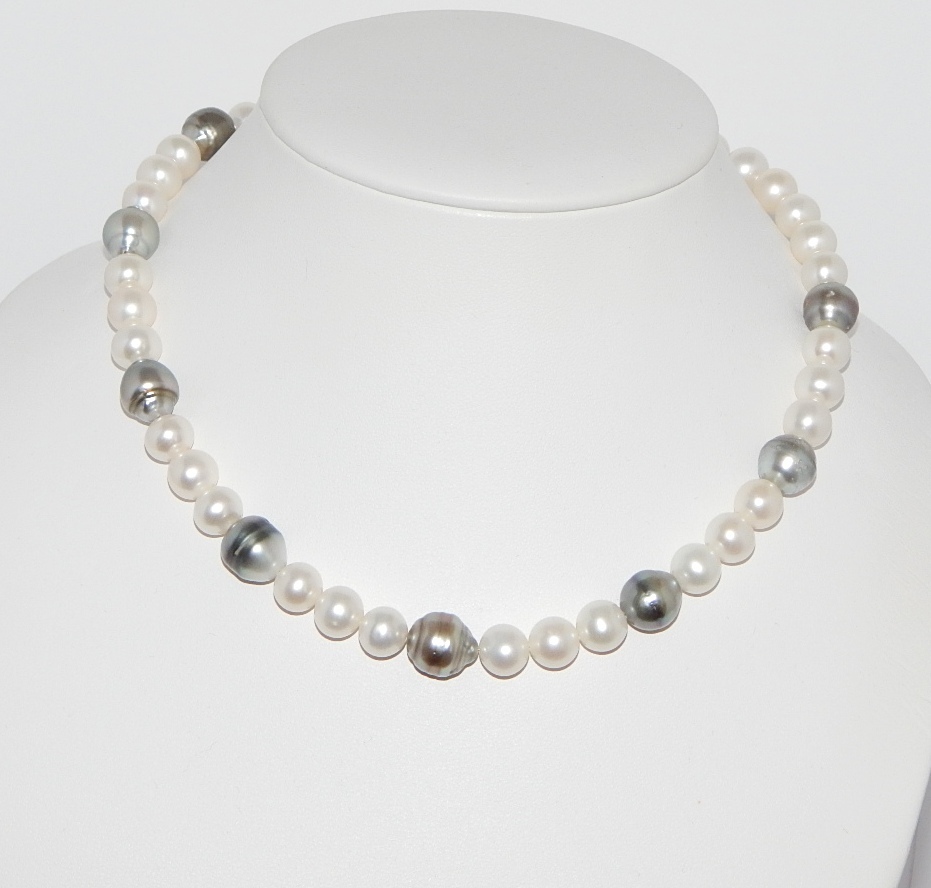 Perlenkette mit Tahitiperlen weiß/grau ca. 8,5mm AA