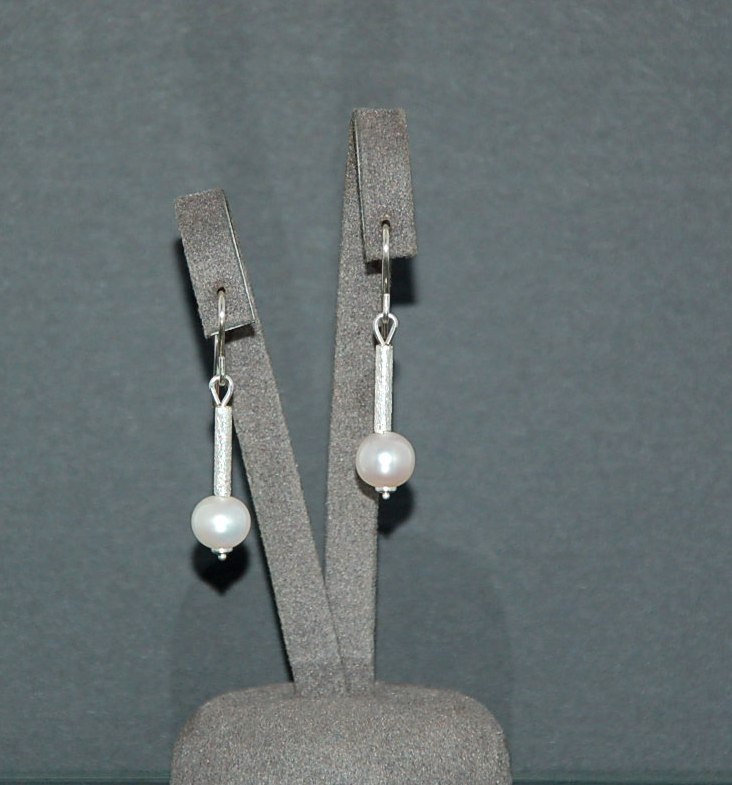 Perlenohrringe weiß ca. 8,5mm AA 