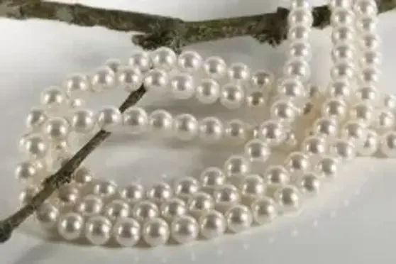 perlenschmuck.webp